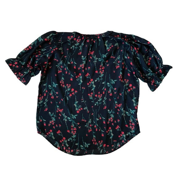 Jon & Anna black red and green rose printed puff sleeve v neck blouse size XL - Picture 3 of 8
